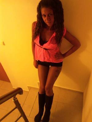 Looking for local cheaters? Take Lynn from Mississippi home with you