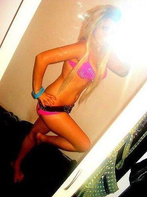 Looking for local cheaters? Take Taylor from Montana home with you