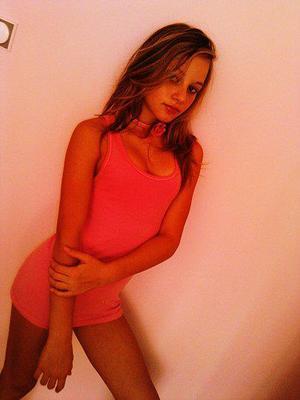 Looking for girls down to fuck? Mollie from California is your girl