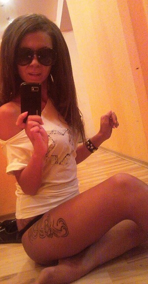 Escorts like Marissa are down to fuck you now!