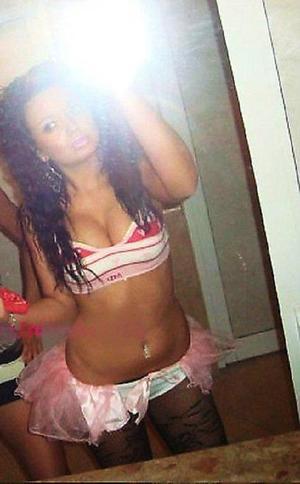Looking for local cheaters? Take Laken from Florida home with you