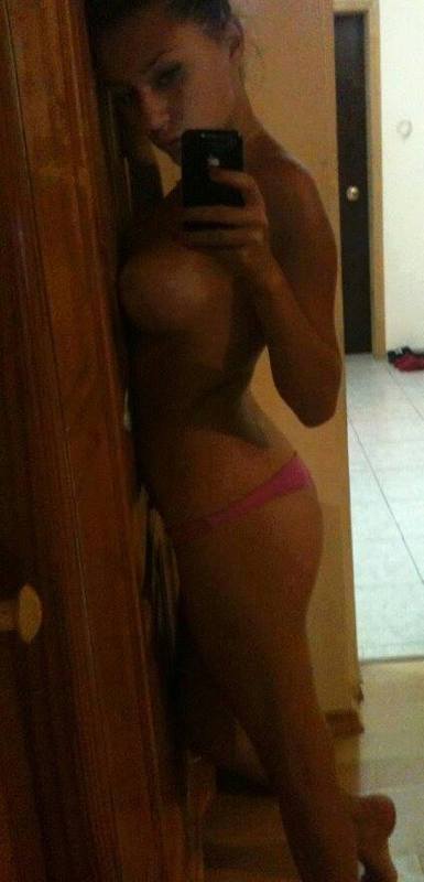Kanesha from Washington is the best local fuck buddy you can ever find
