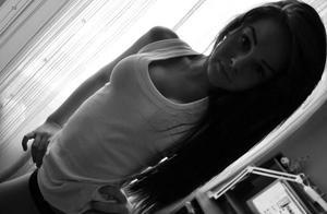Escorts like Mayra are down to fuck you now!