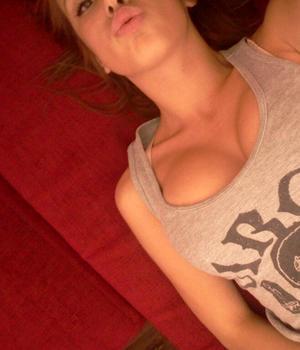 Amber from New York is interested in nsa sex with a nice, young man