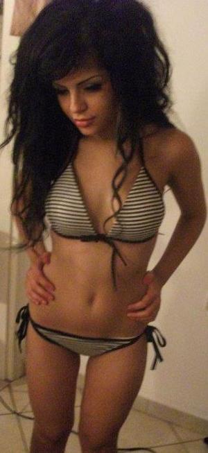 Xochitl from  is looking for adult webcam chat