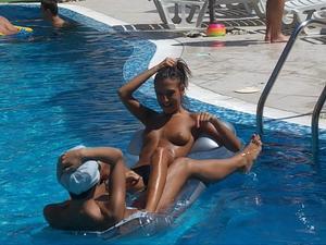 Alexandrea is a cheater looking for a guy like you!