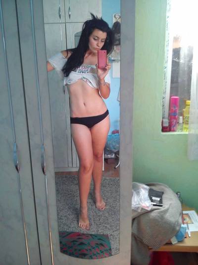 Looking for girls down to fuck? Dahlia from Washington is your girl