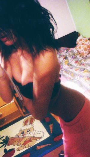 Jacklyn from Athol, Kansas is looking for adult webcam chat
