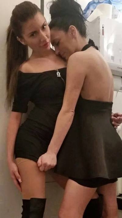 Finding a fuck buddy like Ana from Washington has never been easier