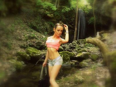 Alisa from Oregon is the best local fuck buddy you can ever find