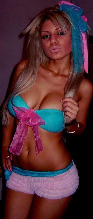 Looking for girls down to fuck? Aubrey from Arizona is your girl