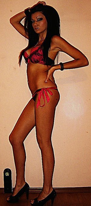 Aria is a cheater looking for a guy like you!