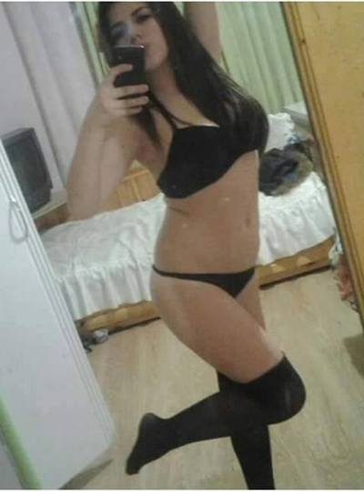 Looking for local cheaters? Take Jocelyn from Florida home with you