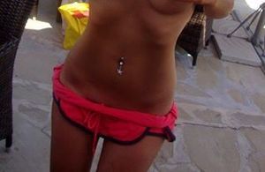 Looking for girls down to fuck? Emma from West Virginia is your girl