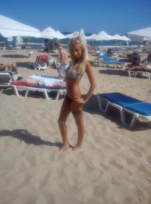 Looking for local cheaters? Take Aliza from Ohio home with you