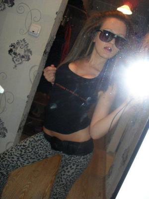 Looking for local cheaters? Take Allyson from Utah home with you