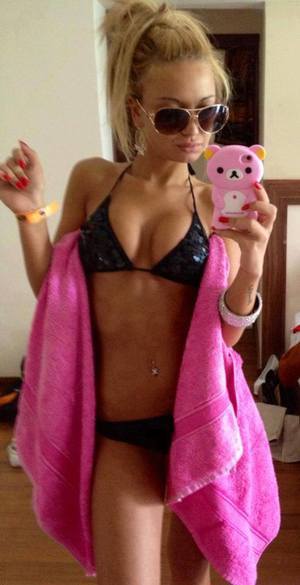 Escorts like Kiara are down to fuck you now!